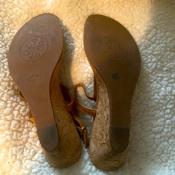 Tory Burch wedge sandals - Picture 2 of 2